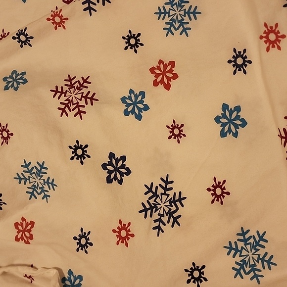 Sonoma Snowflake Pajama Set - Picture 4 of 8